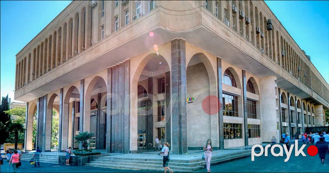 Satılır 2 otaqlı köhnə tikili 55 m² — Mənzil, Bakı (2)