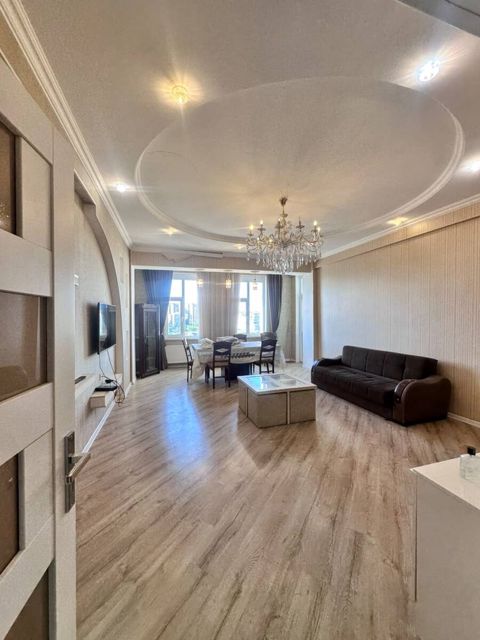Satılır 3 otaqlı yeni tikili 132 m² — Bakı