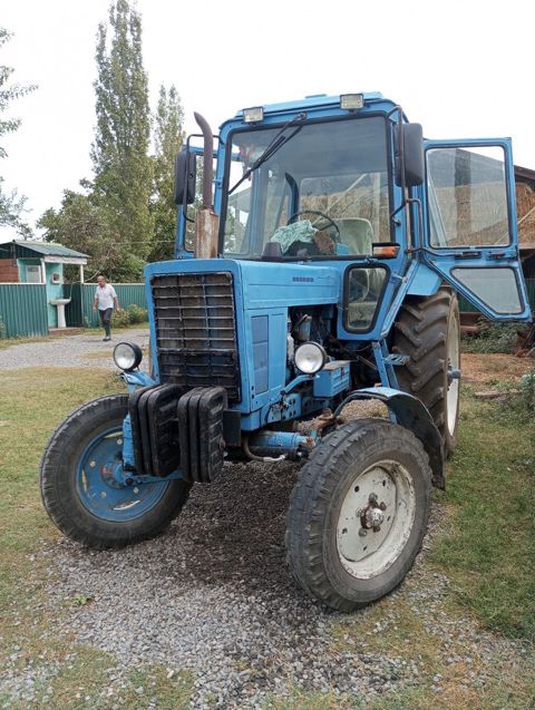 Mavi MTZ tipli təkərli traktor Texniki xüsusiyyətlər və — Ağdaş