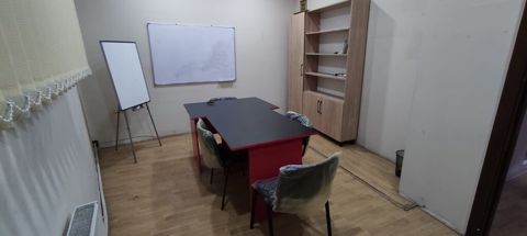 Tədris və ya iclaslar üçün tam təchizatlı otaq icarəyə verilir — Gəncə
