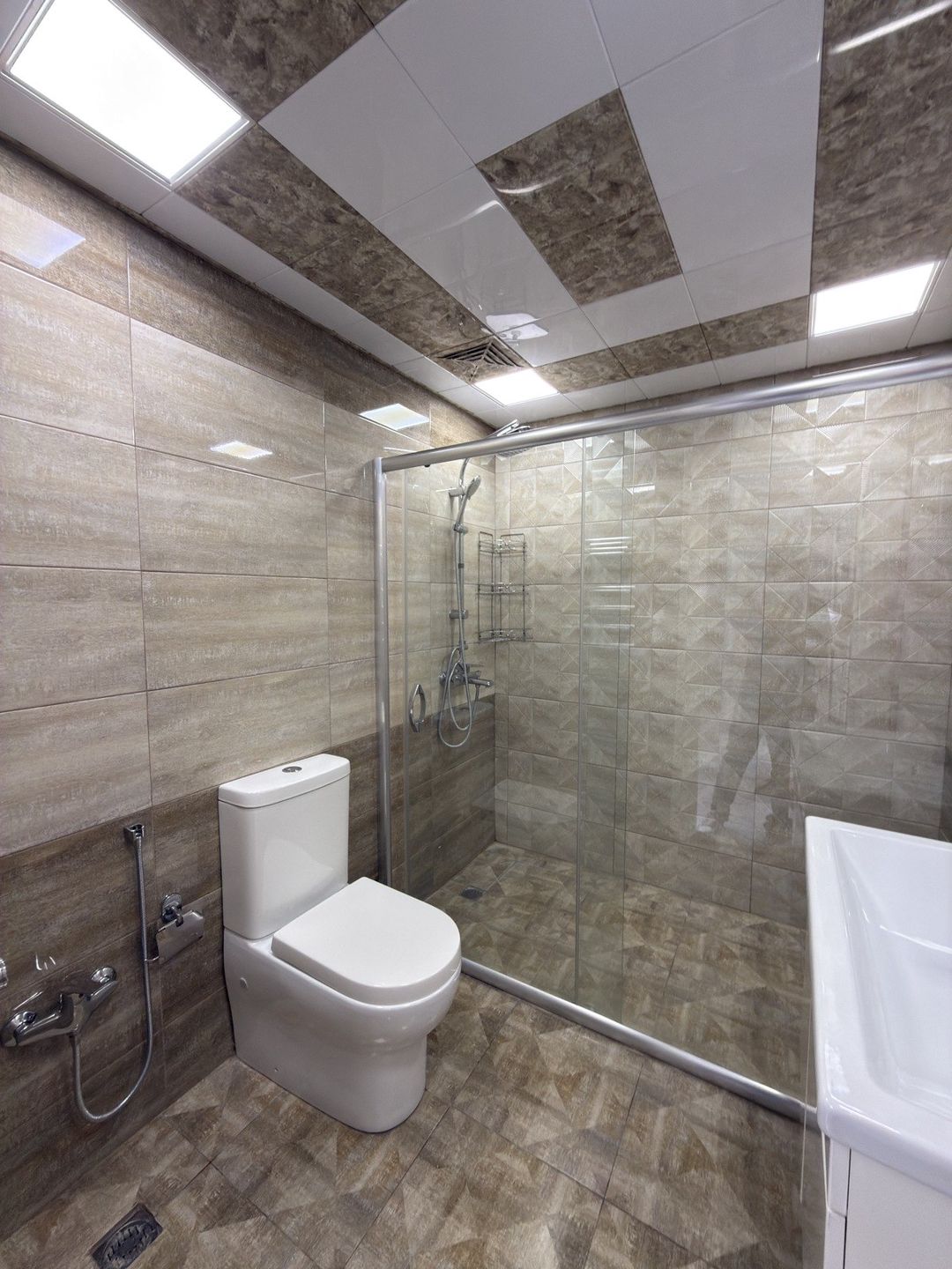 İcarəyə verilir 3 otaqlı yeni tikili 150 m² — Mənzil, Bakı (7)
