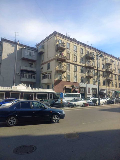 Satılır obyekt 274 m² — Bakı