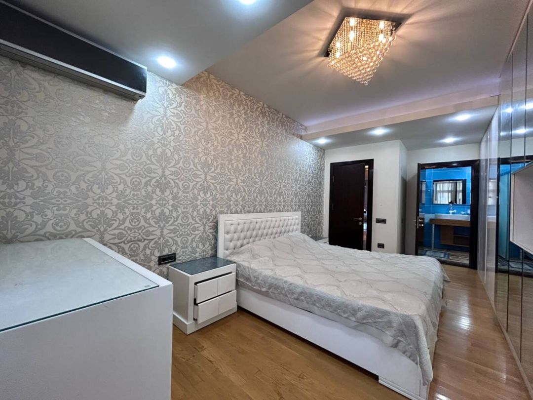İcarəyə verilir 4 otaqlı yeni tikili 180 m² — Mənzil, Bakı (12)