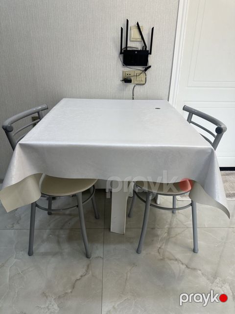 İşlənmiş, Açılan, Taxta, Kvadrat masa