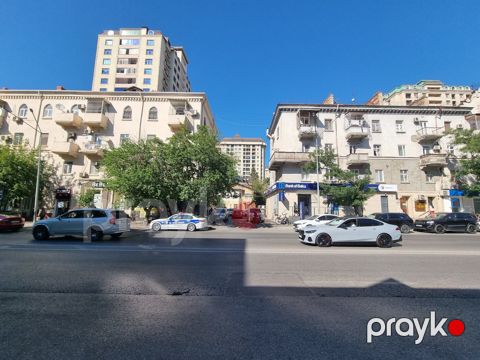 Satılır 3 otaqlı köhnə tikili 75 m²