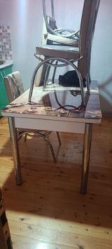 Metbex stolu 4 stul 100 azn.Qobu kxnst) SN E — Товары
