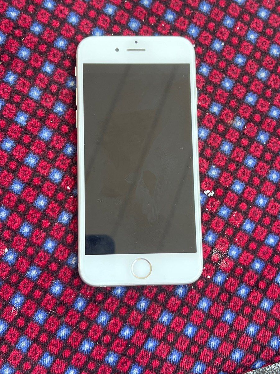 Apple iPhone 6 Silver 16GB — Smartfonlar, Bakı (2)