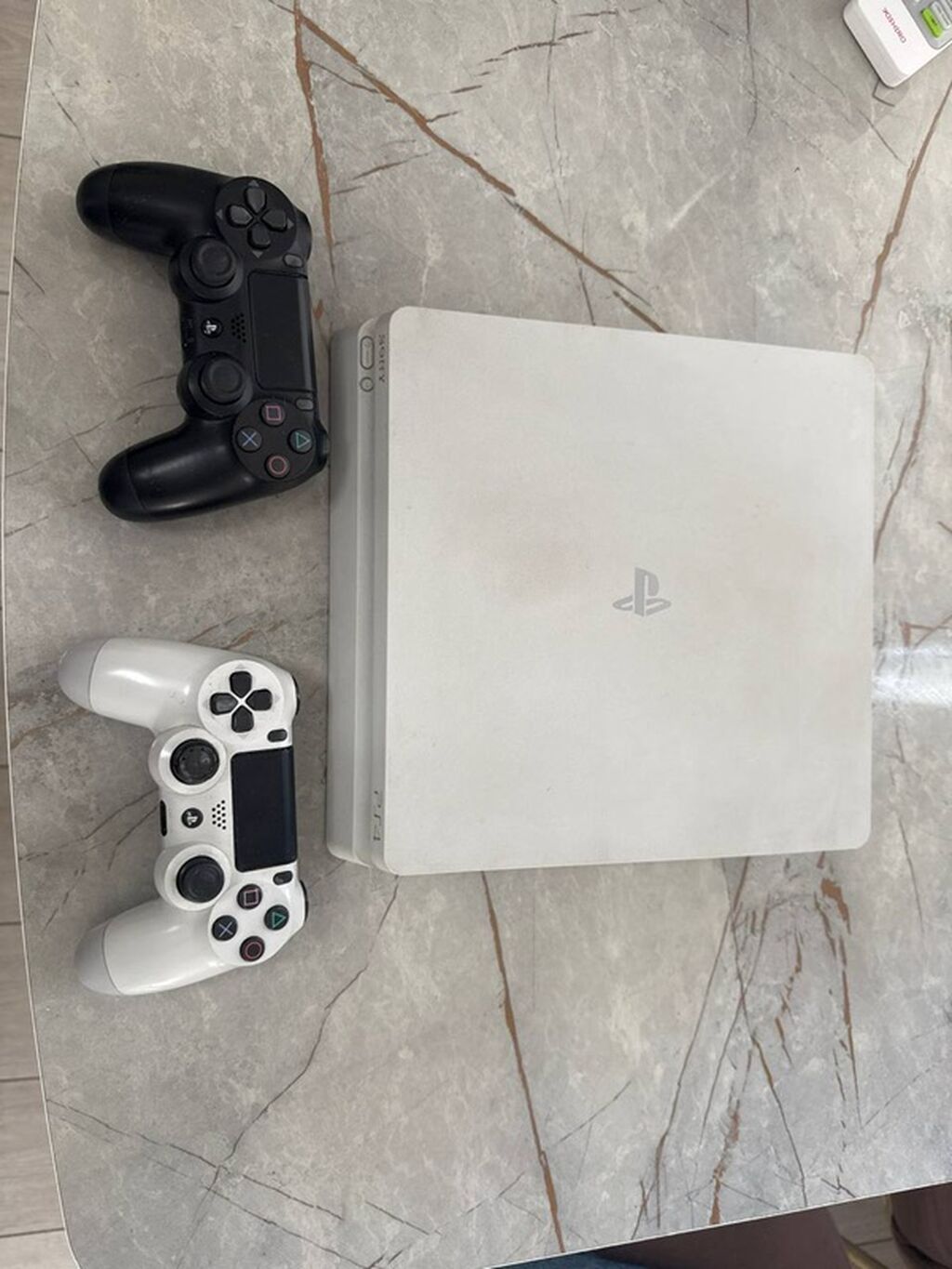 Sony PlayStation 4 Slim (Ağ rəng) oyun konsolu + 2 pult + 1 il — Elektronika, Bakı (2)