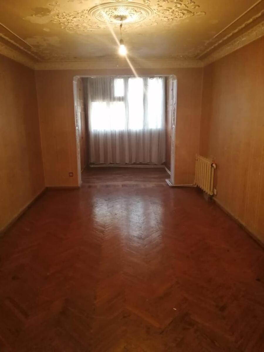 Satılır 3 otaqlı köhnə tikili 75 m² — Mənzil, Bakı (2)