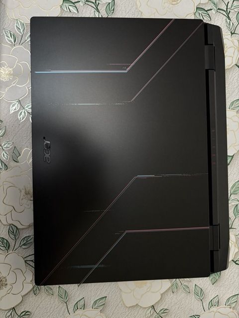 Acer Nitro 5 oyun noutbuku - Ekran: 15.6" Full HD, 144 Hz (etiketdə — Mingəçevir