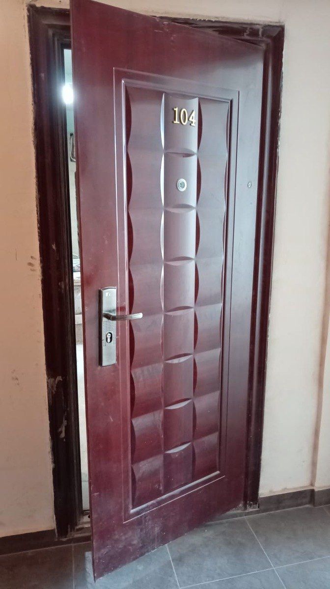 Seyf qapı — Təmir və inşaat, Bakı (6)