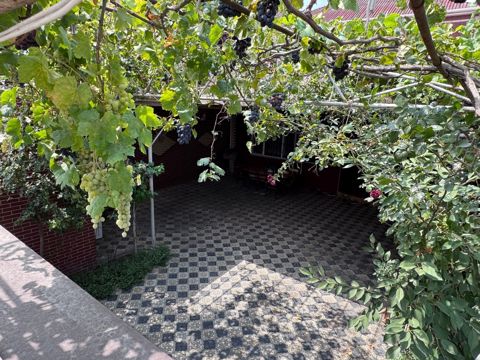 Satılır 5 otaqlı həyət evi/bağ evi 265 m² — Bakı