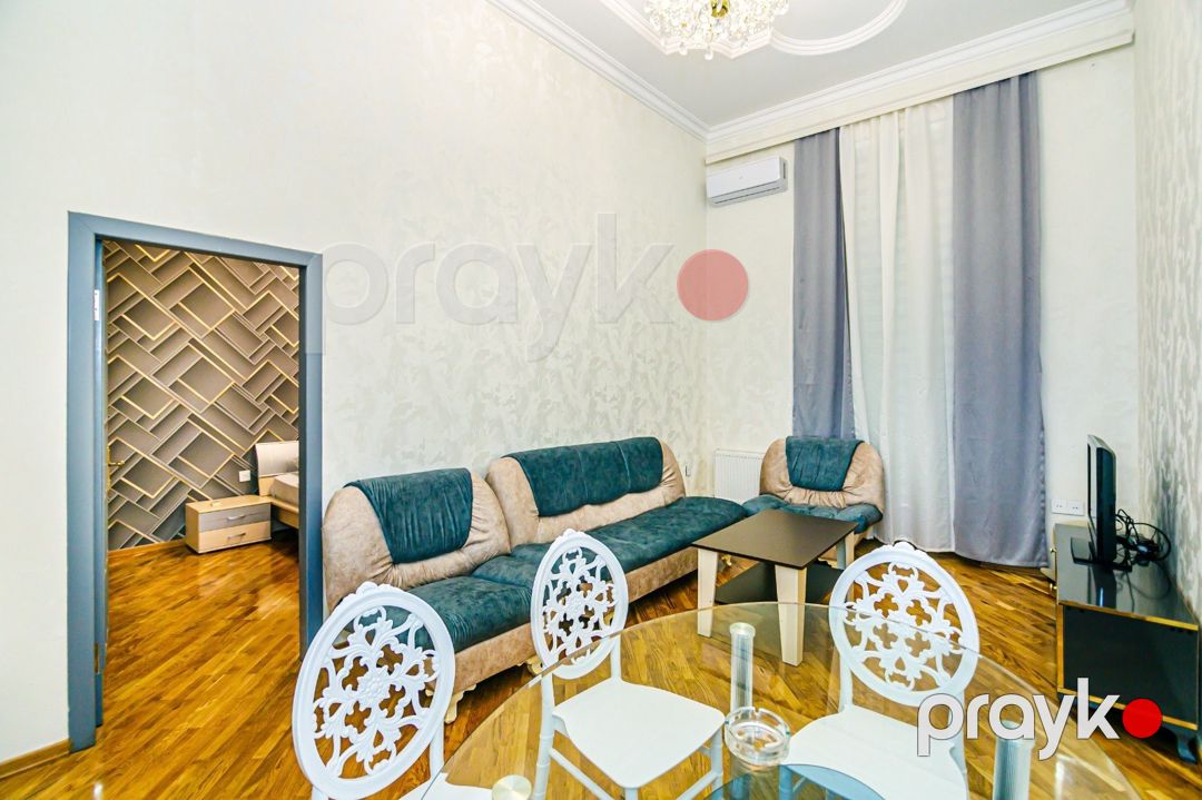 İcarəyə verilir 3 otaqlı köhnə tikili 98 m² — Mənzil, Bakı (9)