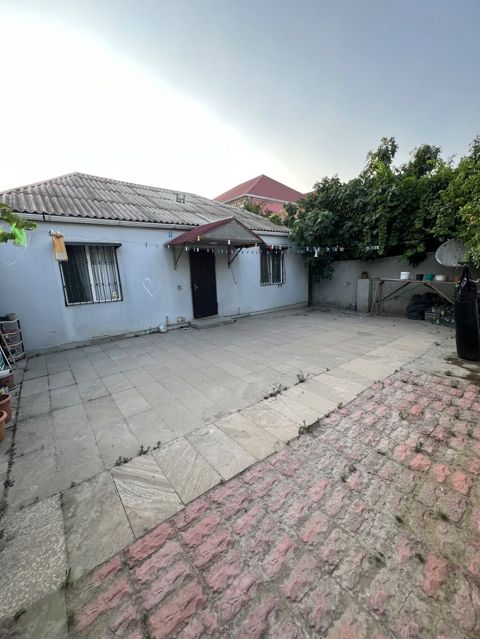 2 otaqlı, 110 kv. m, Orta təmir — Masazır