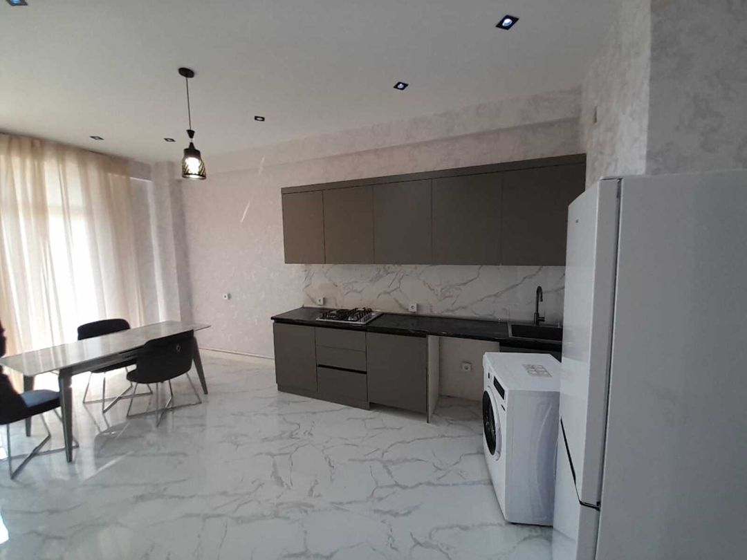 İcarəyə verilir 2 otaqlı köhnə tikili 77 m² — Mənzil, Bakı (4)