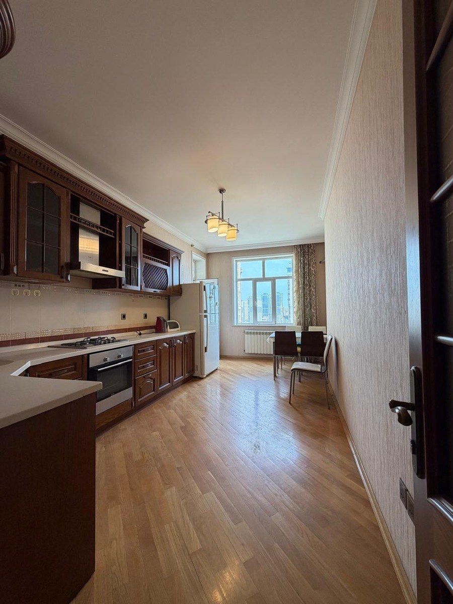 Satılır 3 otaqlı yeni tikili 145 m² — Mənzil, Bakı (10)