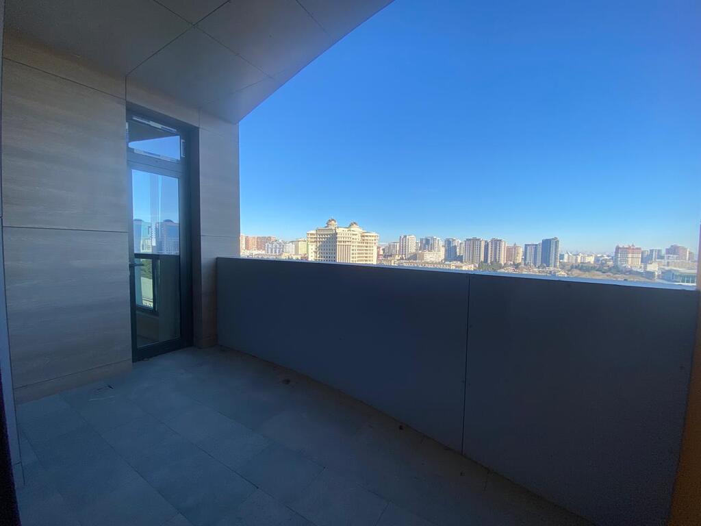 Satılır 3 otaqlı yeni tikili 220 m² — Mənzil, Bakı (8)