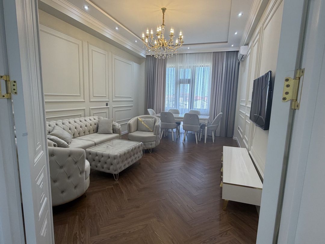 İcarəyə verilir 4 otaqlı yeni tikili 175 m² — Mənzil, Bakı (4)