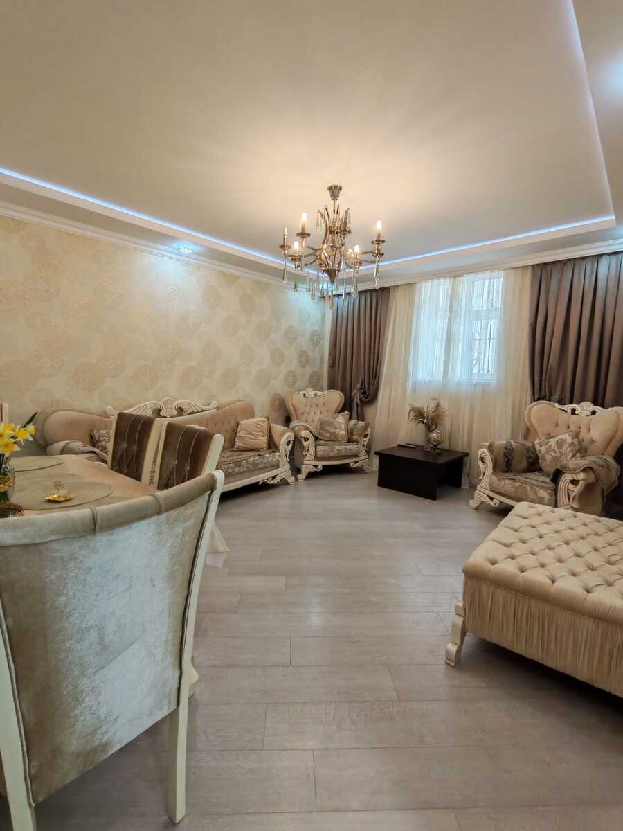 Satılır 5 otaqlı həyət evi/bağ evi 200 m² — Ev, villa, Bakı (9)