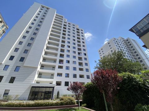 Satılır 2 otaqlı yeni tikili 97 m² — Bakı