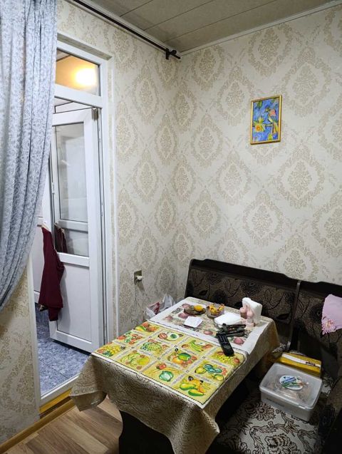 İcarəyə verilir 1 otaqlı köhnə tikili 27 m² — Bakı