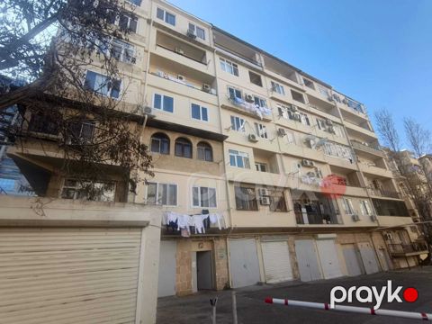 Satılır 2 otaqlı köhnə tikili 60 m²