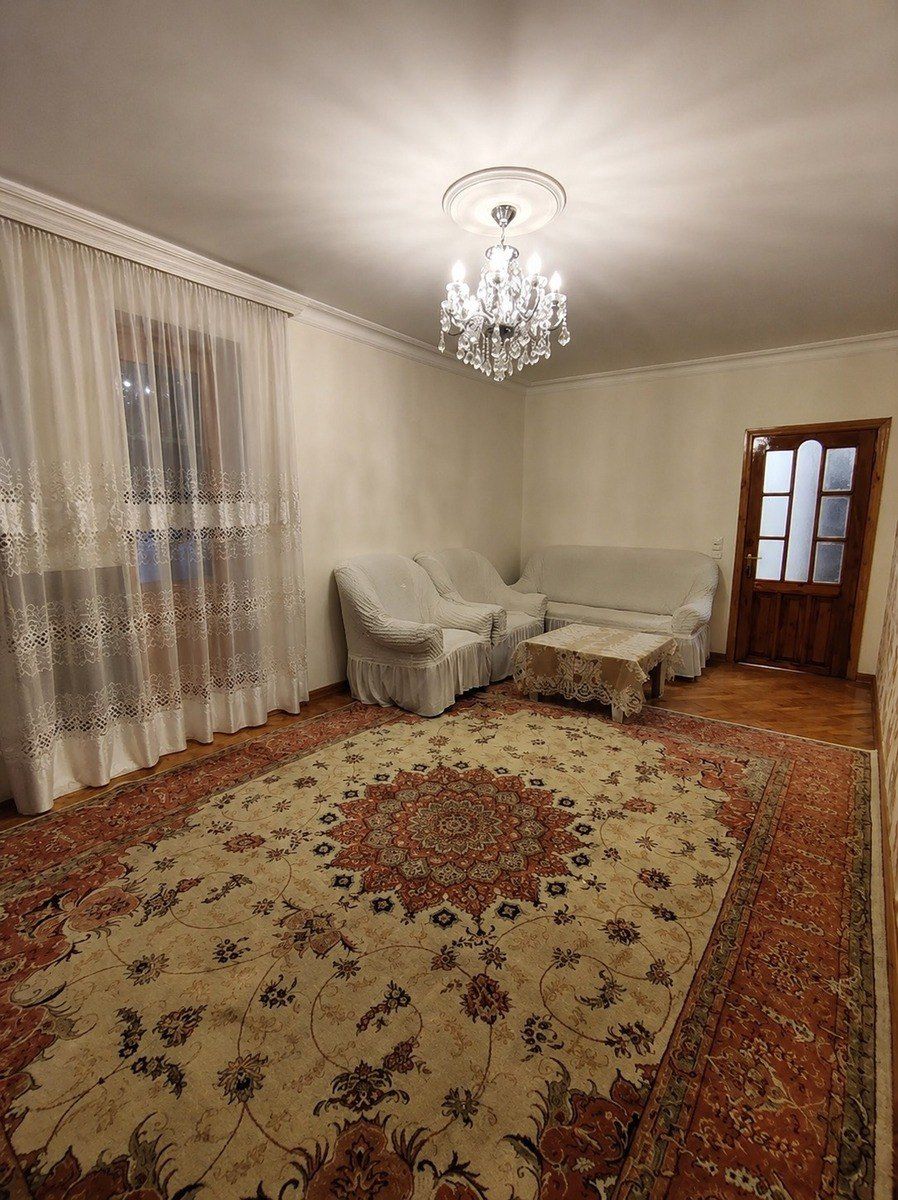 Satılır 4 otaqlı köhnə tikili 104 m² — Mənzil, Bakı (2)