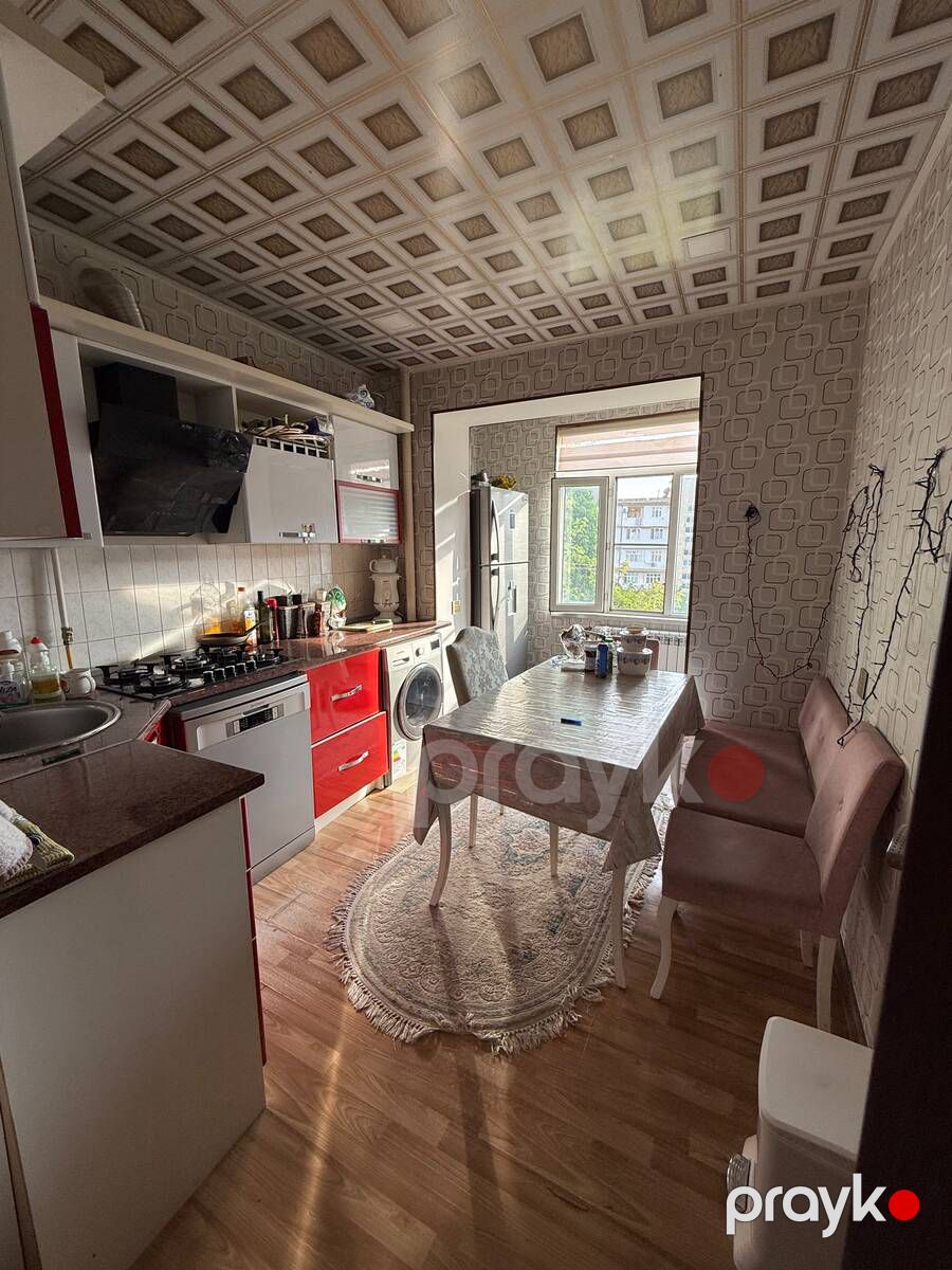 Satılır 2 otaqlı köhnə tikili 65 m² — Mənzil, Bakı (6)