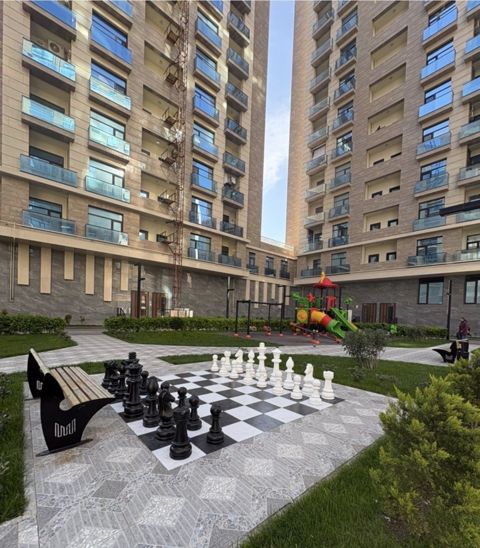 Satılır 5 otaqlı yeni tikili 267 m² — Bakı