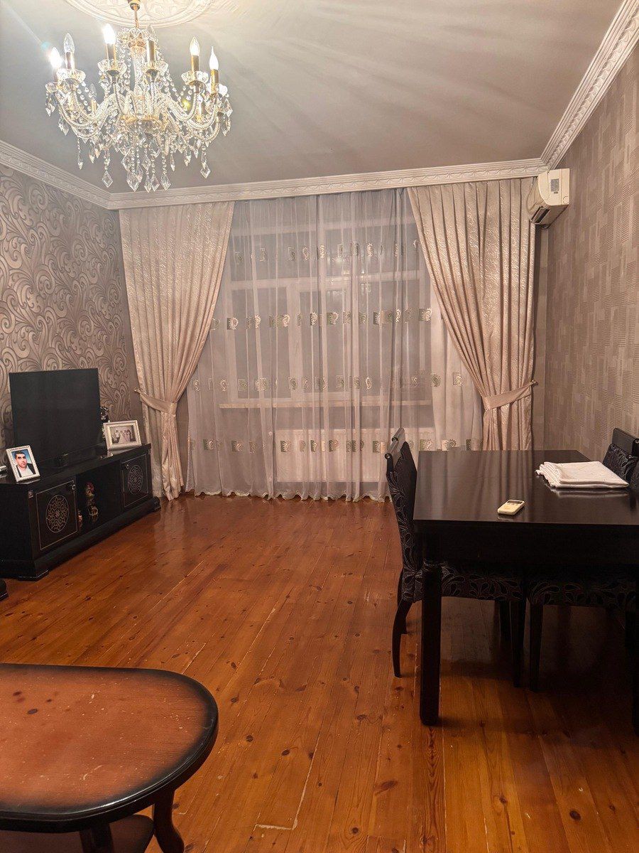 Satılır 5 otaqlı həyət evi/bağ evi 175 m² — Ev, villa, Bakı (8)