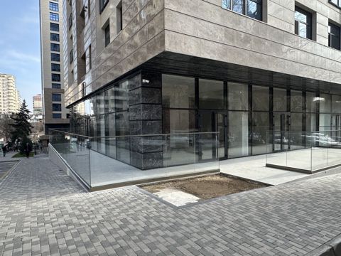 İcarəyə verilir obyekt 350 m² — Bakı