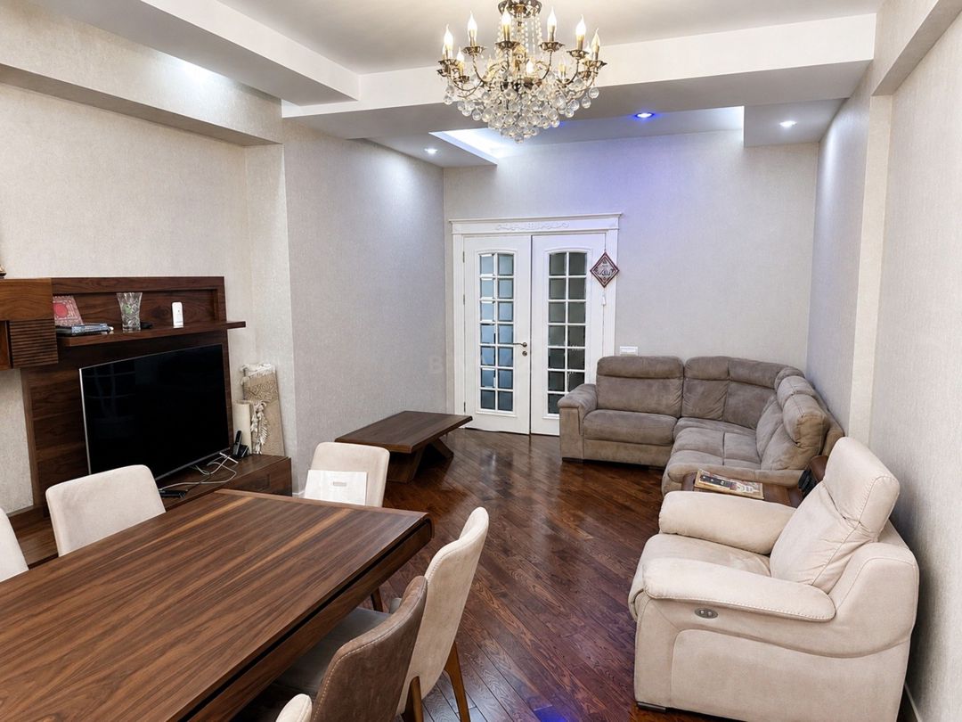 Satılır 3 otaqlı yeni tikili 140 m² — Mənzil, Bakı (2)