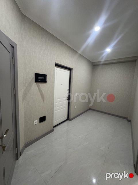 Satılır 2 otaqlı yeni tikili 60 m²