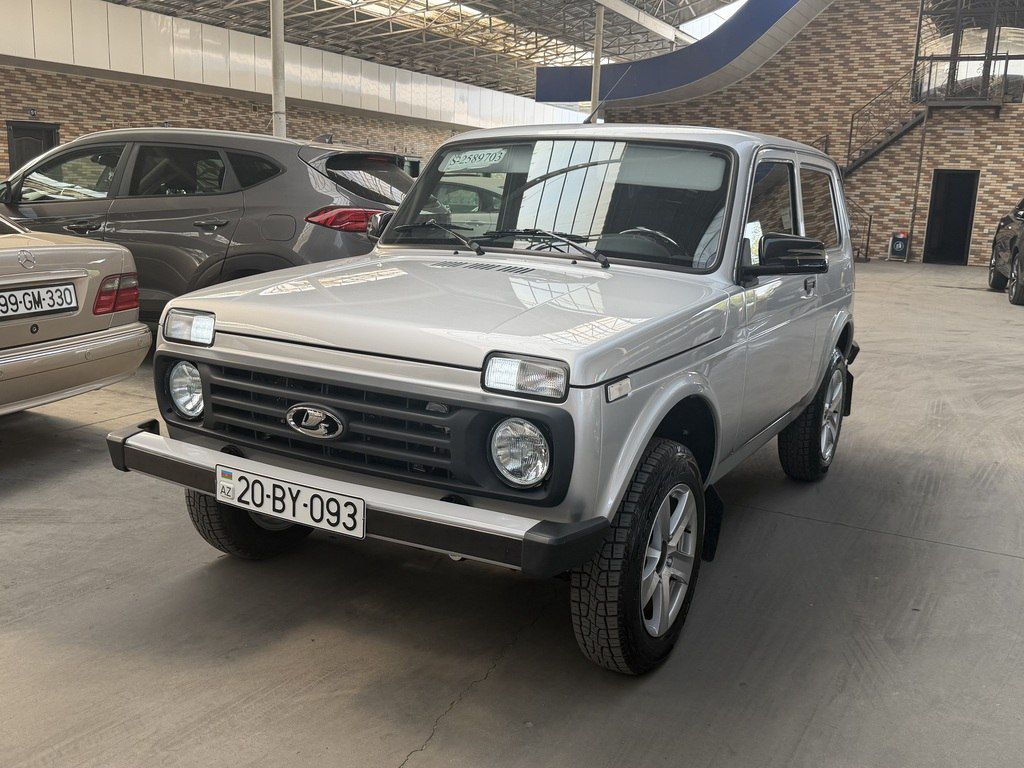 Lada (VAZ) Niva, 1.7 L, 2026 il, 5 200 km — Avtomobillər, Gəncə (4)