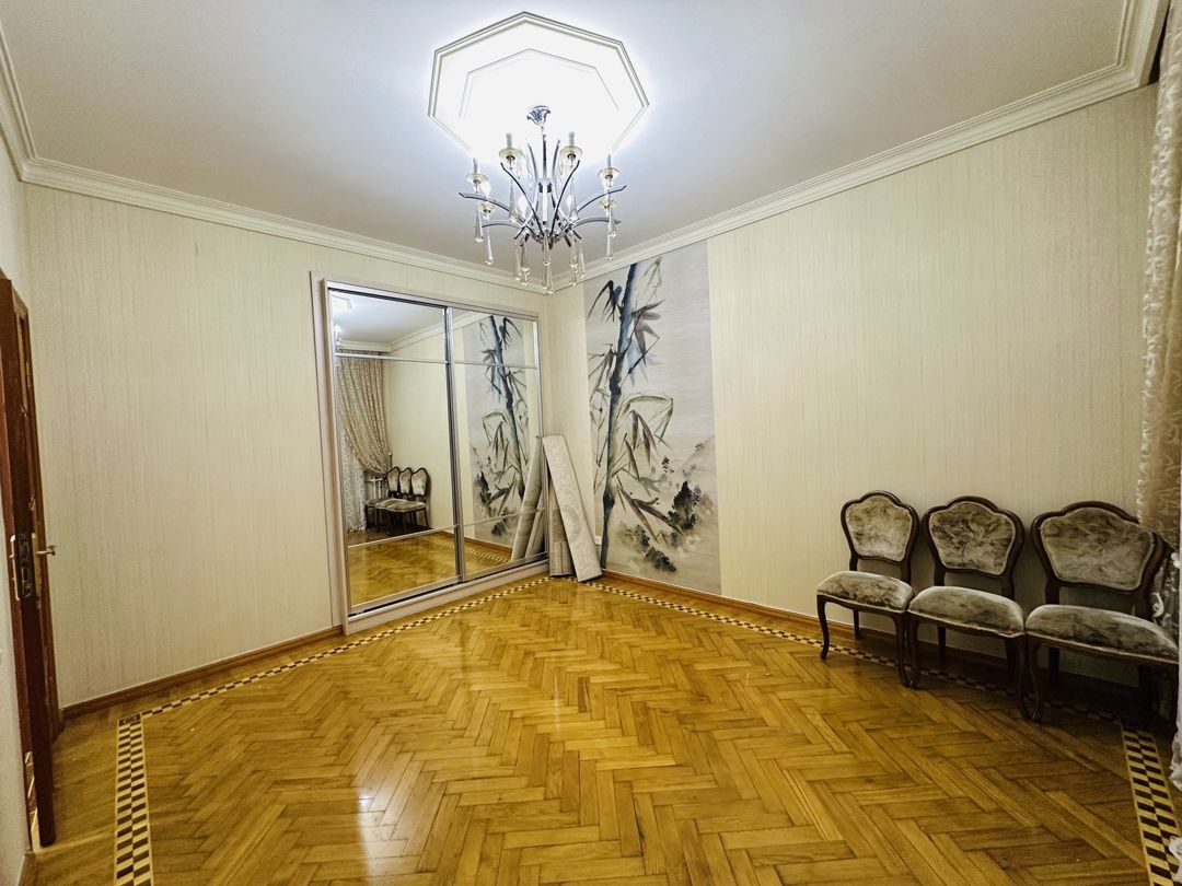 İcarəyə verilir 4 otaqlı köhnə tikili 120 m² — Mənzil, Bakı (12)