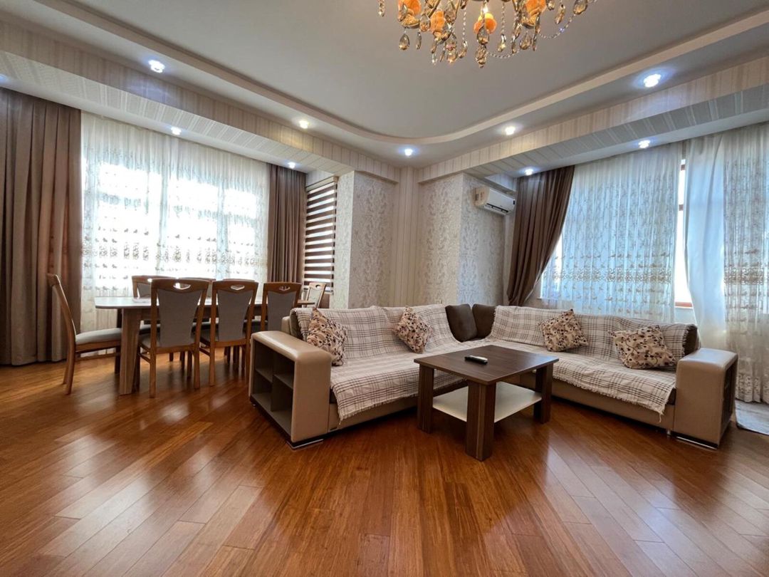 İcarəyə verilir 3 otaqlı yeni tikili 130 m² — Mənzil, Bakı (3)