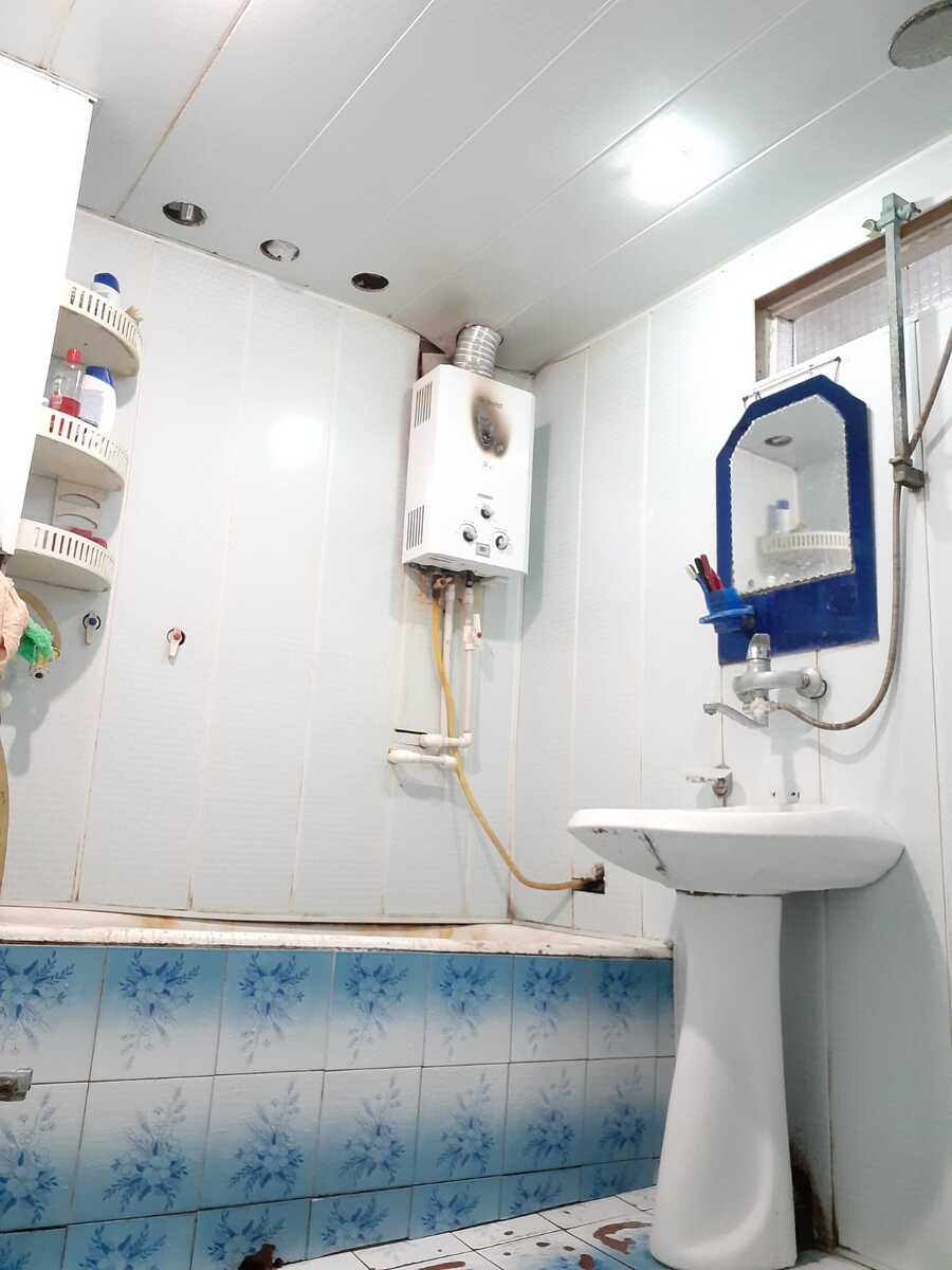 Satılır 2 otaqlı köhnə tikili 57 m² — Mənzil, Bakı (11)