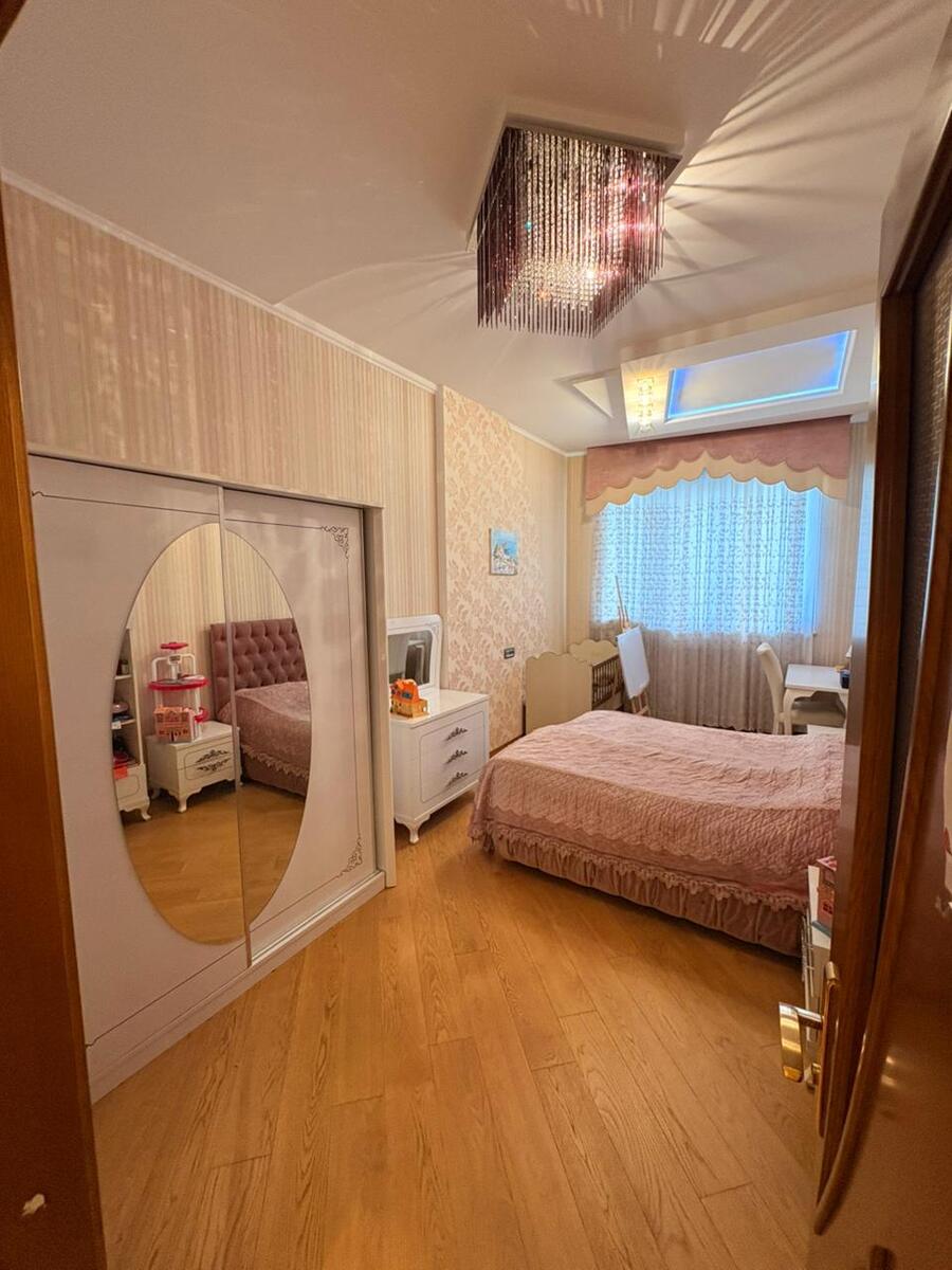 Satılır 4 otaqlı yeni tikili 170 m² — Mənzil, Bakı (8)