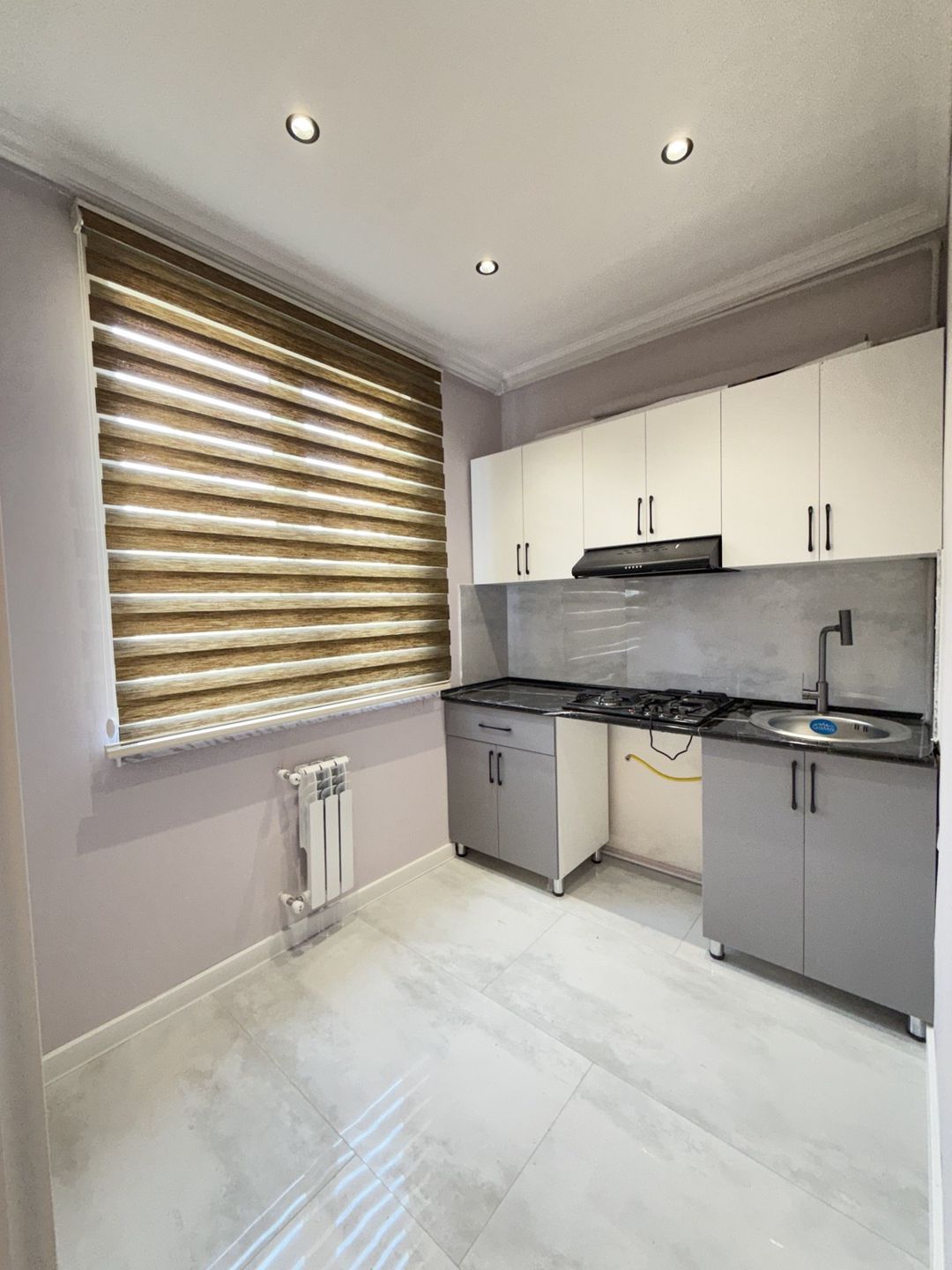 Satılır 2 otaqlı köhnə tikili 50 m² — Mənzil, Bakı (8)