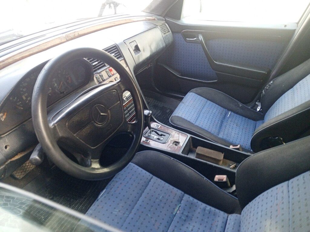 Mercedes C 180, 1.8 L, 1993 il, 299 865 km — Avtomobillər, Zaqatala (12)