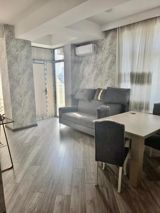İcarəyə verilir 2 otaqlı yeni tikili 90 m² — Ülvi Bəy