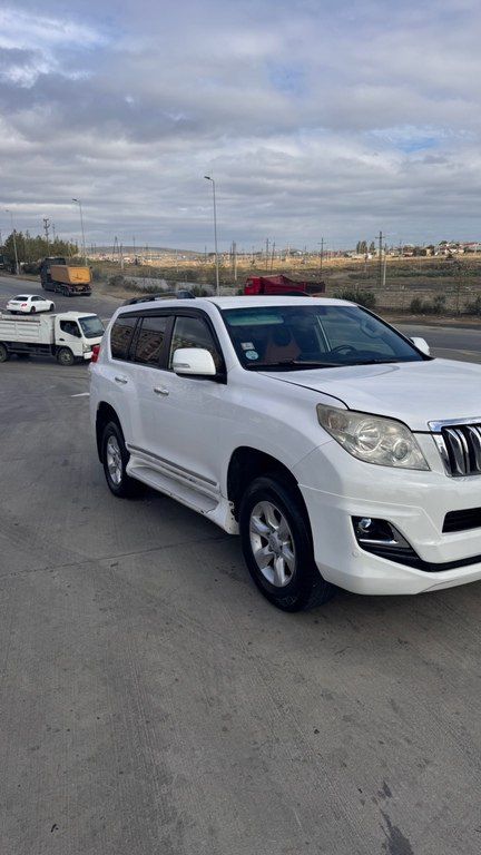 Toyota Land Cruiser Prado, 3.0 L, 2011 il, 339 000 km — Avtomobillər, Bakı (9)