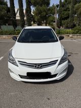 Hyundai Accent: 1.4 l 2015 il Sedan — Cars