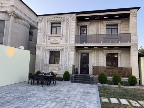 Satılır 5 otaqlı həyət evi/bağ evi 221 m² — Bakı