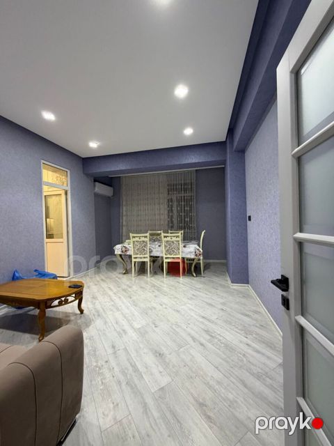 İcarəyə verilir 3 otaqlı yeni tikili 84 m²