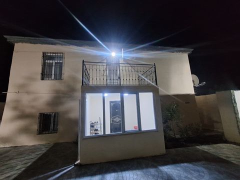 Satılır 6 otaqlı həyət evi/bağ evi 139 m² — Bakı