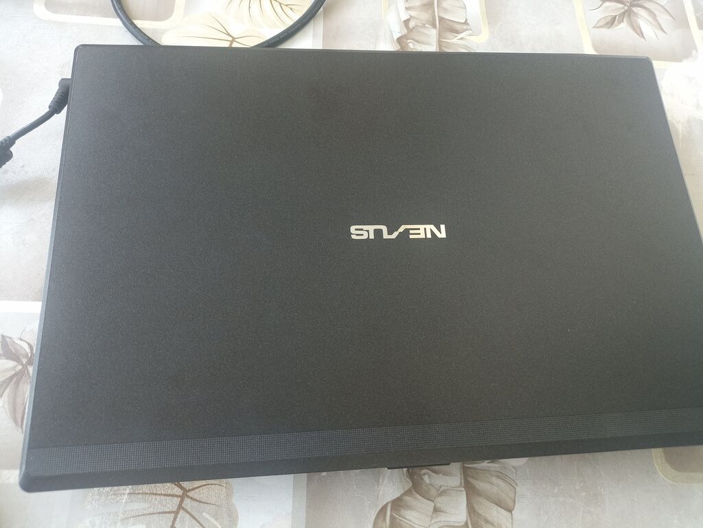 Neux noutbuk Texniki göstəricilər: - Ekran: 15.6" - Prosessor: AMD — Asus, Digah (3)