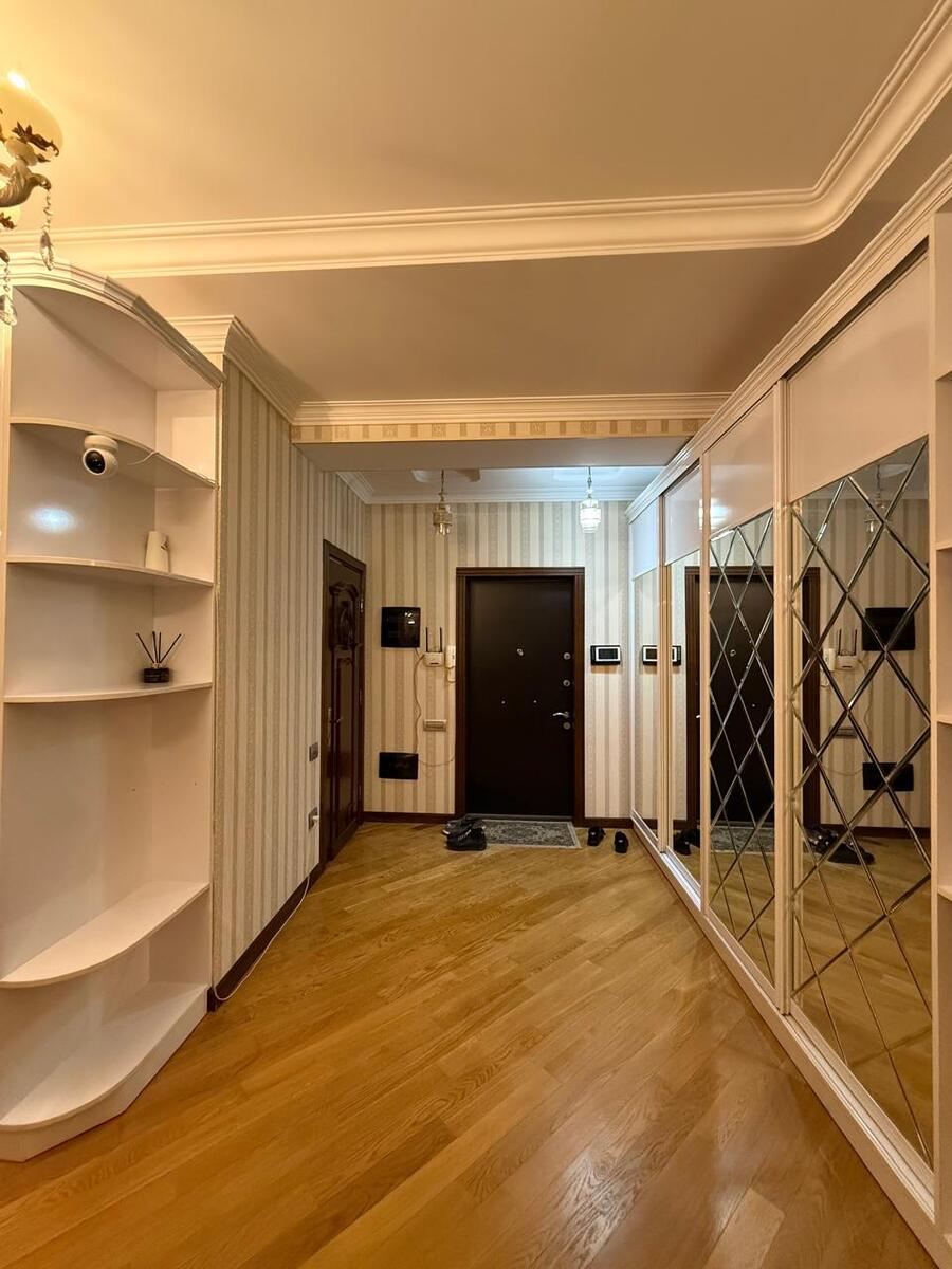 Satılır 3 otaqlı yeni tikili 157 m² — Mənzil, Bakı (2)