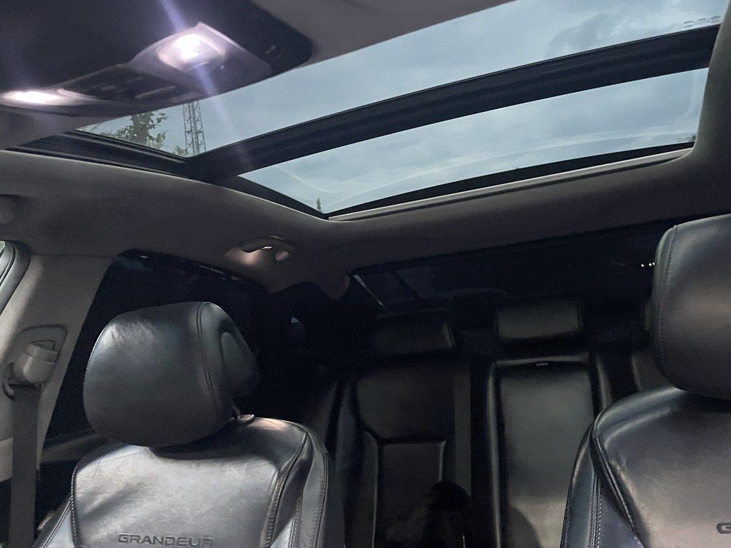 Hyundai Grandeur, 2.4 L, 2012 il, 218 265 km — Avtomobillər, Zaqatala (10)