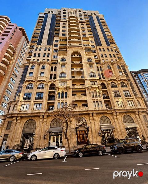Satılır 4 otaqlı yeni tikili 250 m²